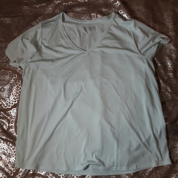 ATHLETICS WORKS WOMENS 3X GREEN SHIRT - Picture 1 of 5